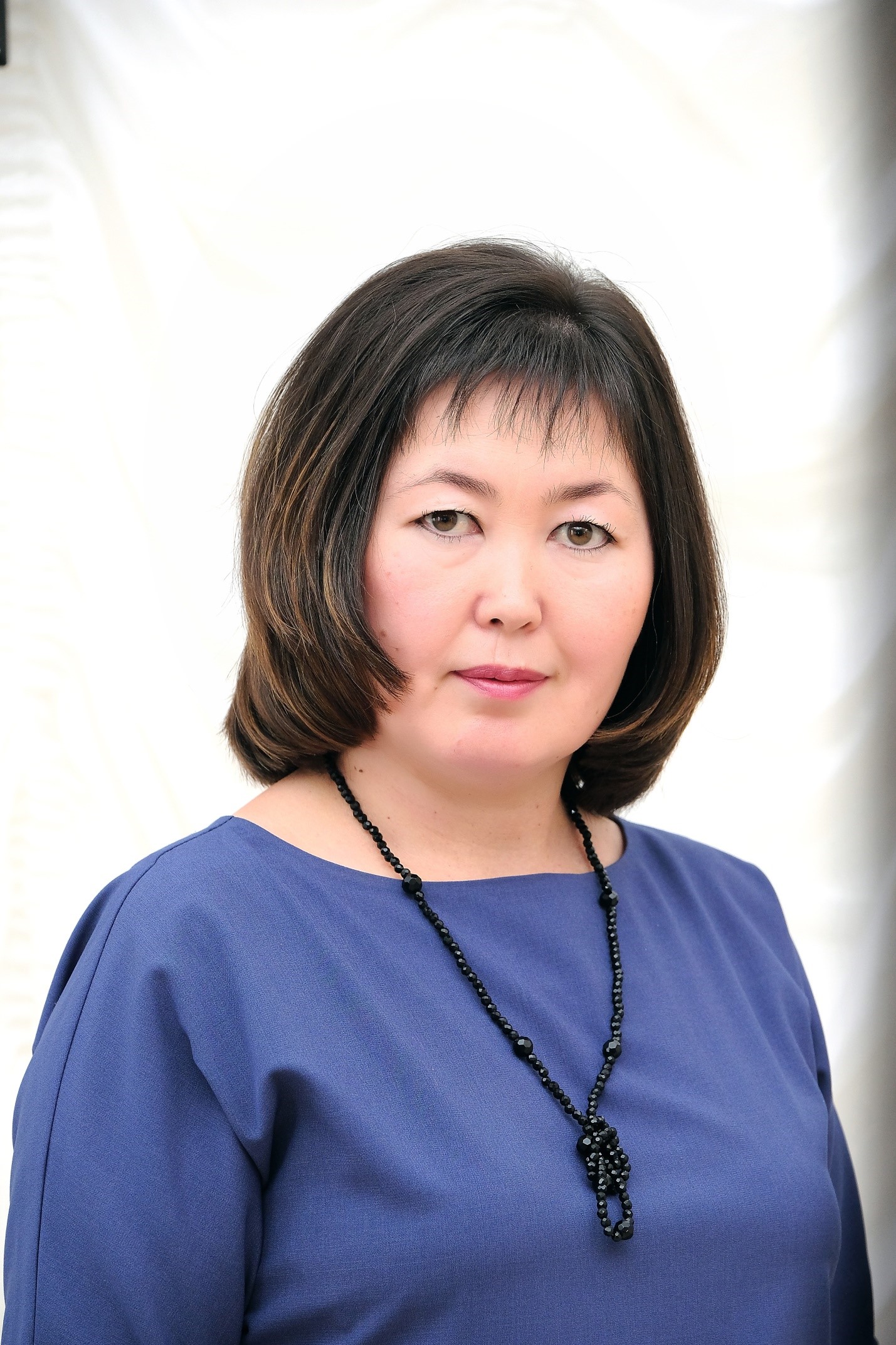 Кетсана Лина Альбертовна.